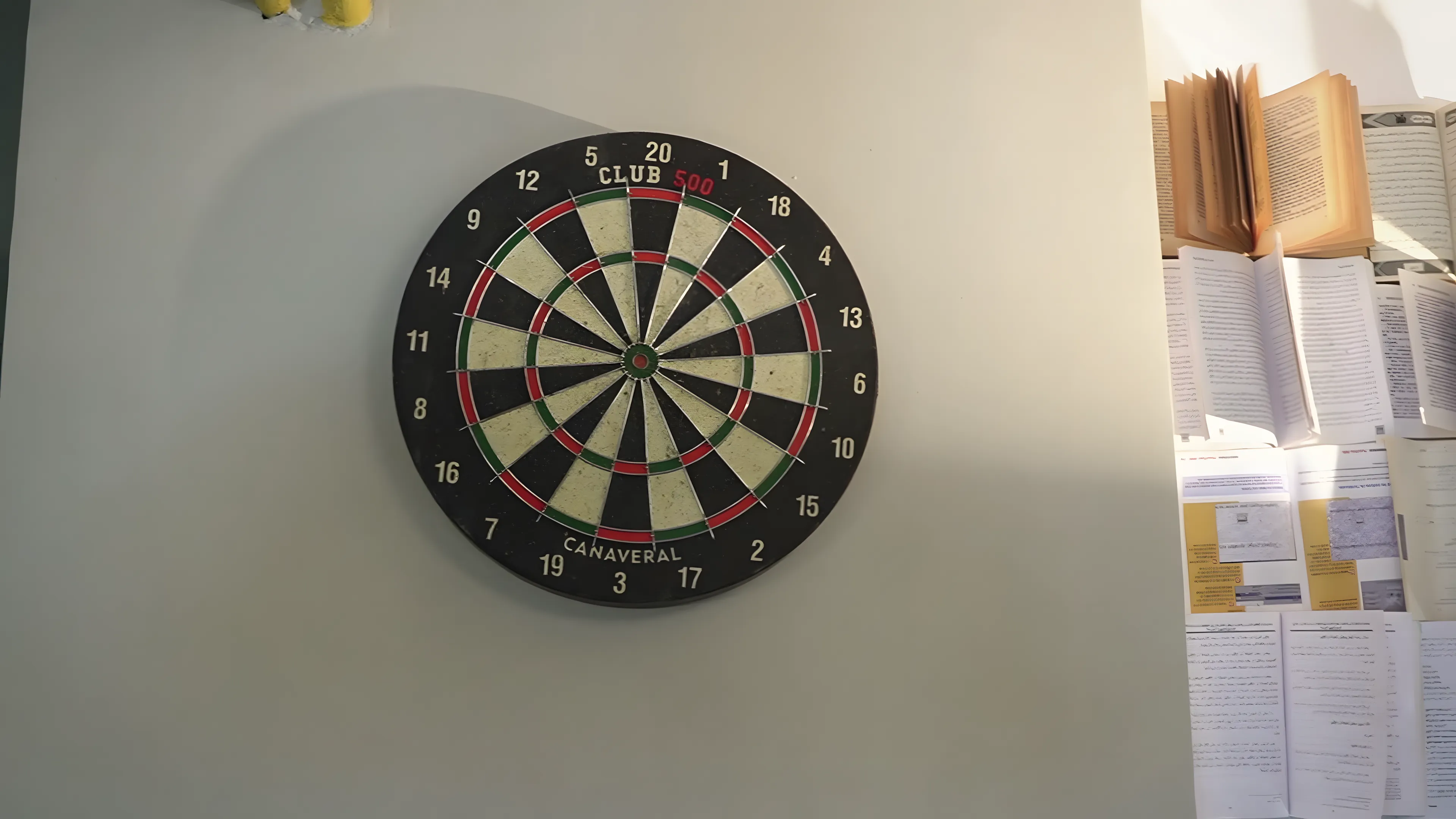 COMEBACK BARBER - indoor darts game photography by Driss Nassiri