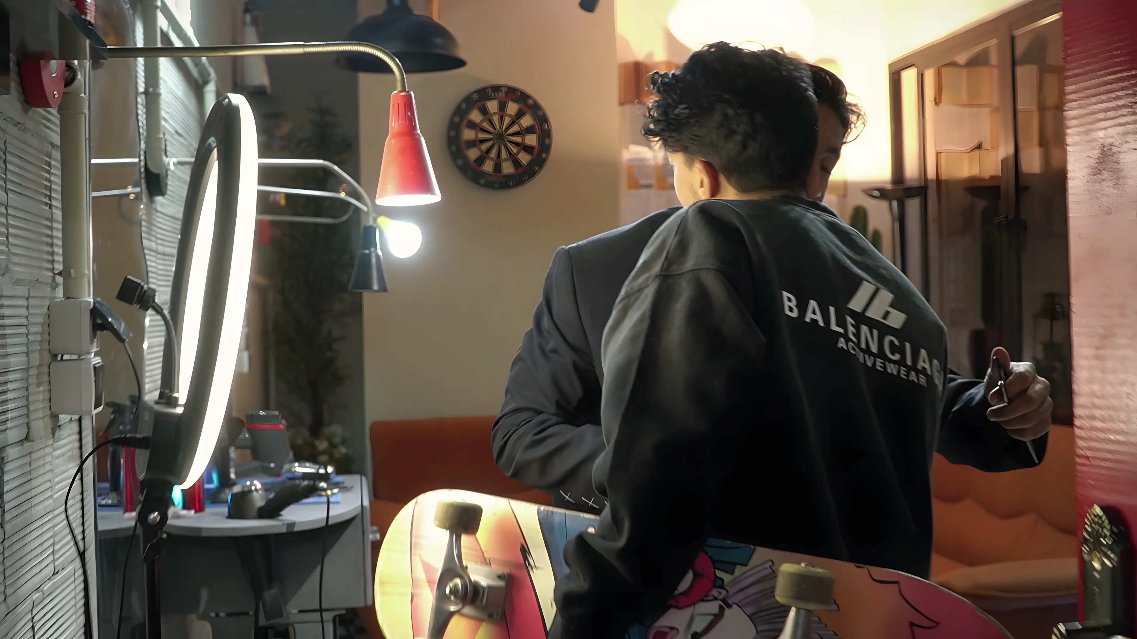 COMEBACK BARBER - studio light barbershop photography by Driss Nassiri